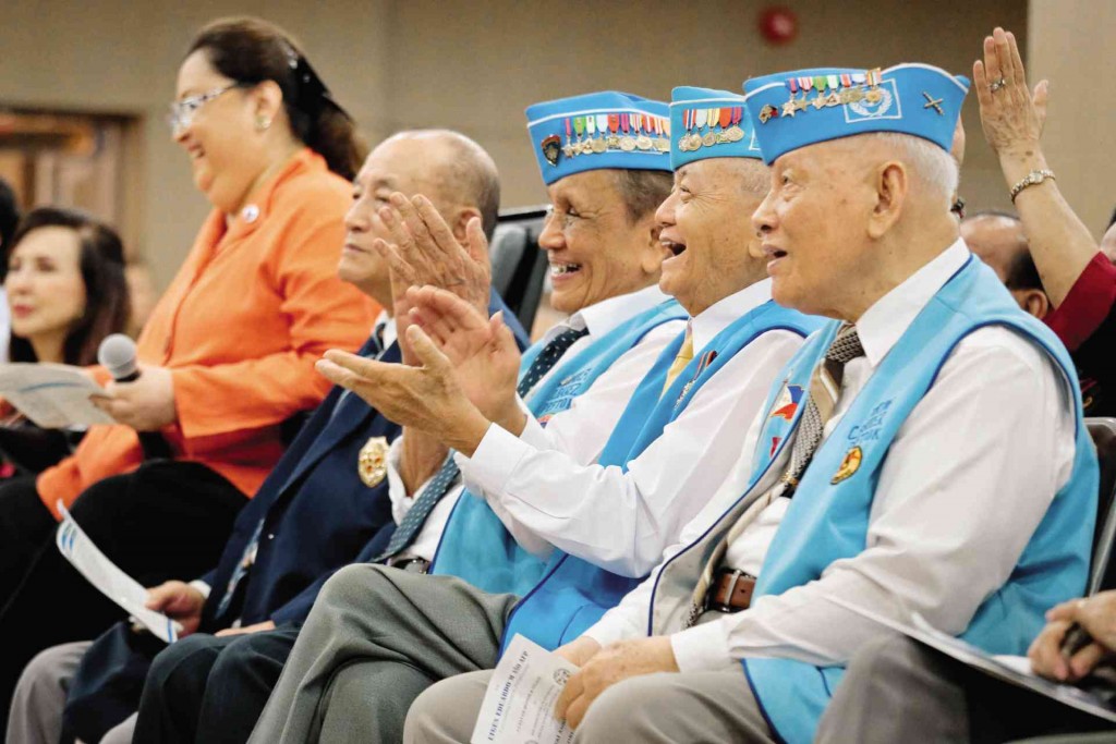 ‘WE HAVE BEEN FORGOTTEN,’ veterans of the Korean War lament during their 41st annual convention, but the Elpidio Quirino Foundation remembers to honor their heroism. With the President’s grandchildren Cory Quirino and Ruby Gonzalez-Meyer (extreme left) are veterans Arnulfo Bañez, Miguel Villamor, Crispin Paciente Sr., Augusto Flores and  Ernesto Venturina. JILSON SECKLER TIU
