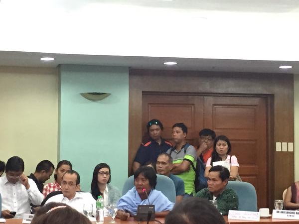 Celia Veloso, mother of Mary Jane Veloso, narrates before the House committee on overseas workers affairs her family's ordeal with the Department of Foreign Affairs. NESTOR CORRALES/INQUIRER.net