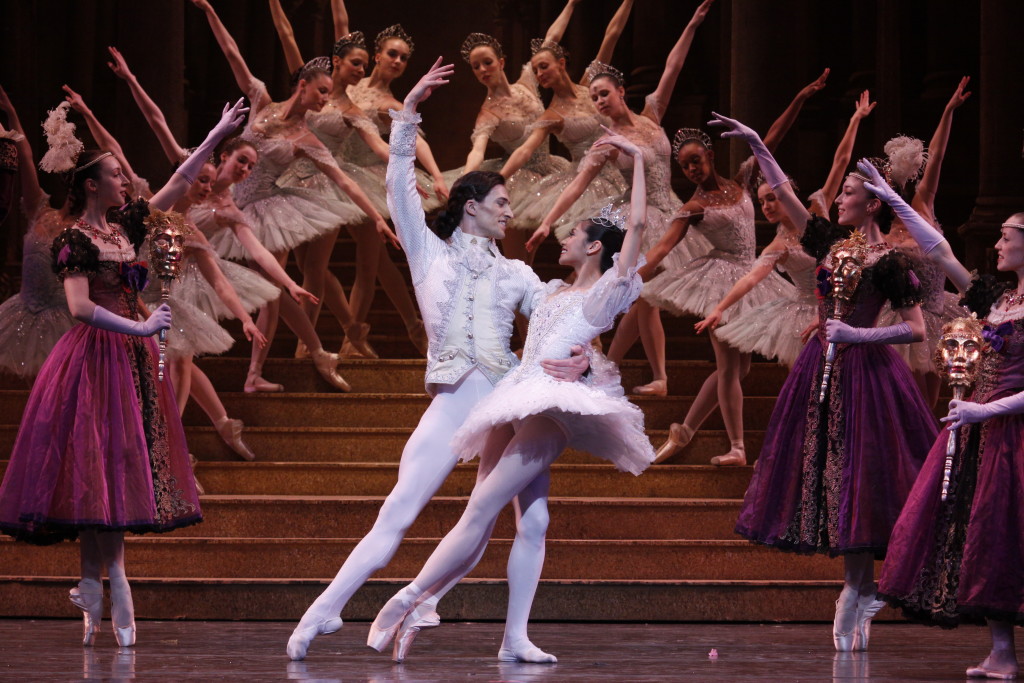 Two Filipinas take lead role in Joffrey Ballet's 'Cinderella' - Inquirer.net