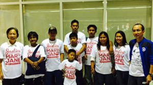 Veloso Family with Atty. Edre Olalia. Photo by Ruel Perez, Radyo Inquirer Reporter