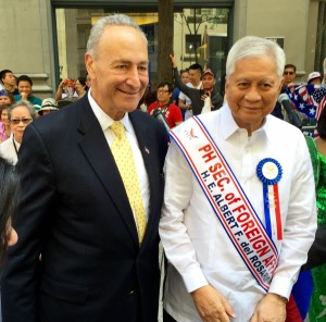 U.S. Senator Chuck Schumer (D-NY) and Foreign Affairs Sec. Albert del Rosario