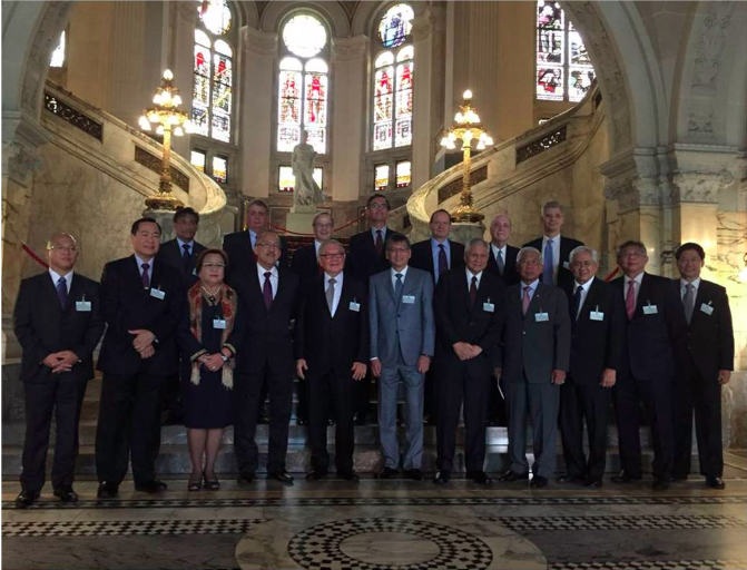 Philippine delegation to the United Nations Arbitral Tribunal in The Hague for South China Sea case