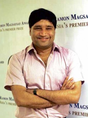 WHISTLE-BLOWER RM awardee Sanjiv Chaturvedi is a civil servant who busts official corruption in India. RAFFY LERMA
