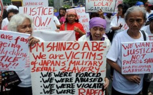 members of Lila-Gabriela staged a rally at Japanese   embassy