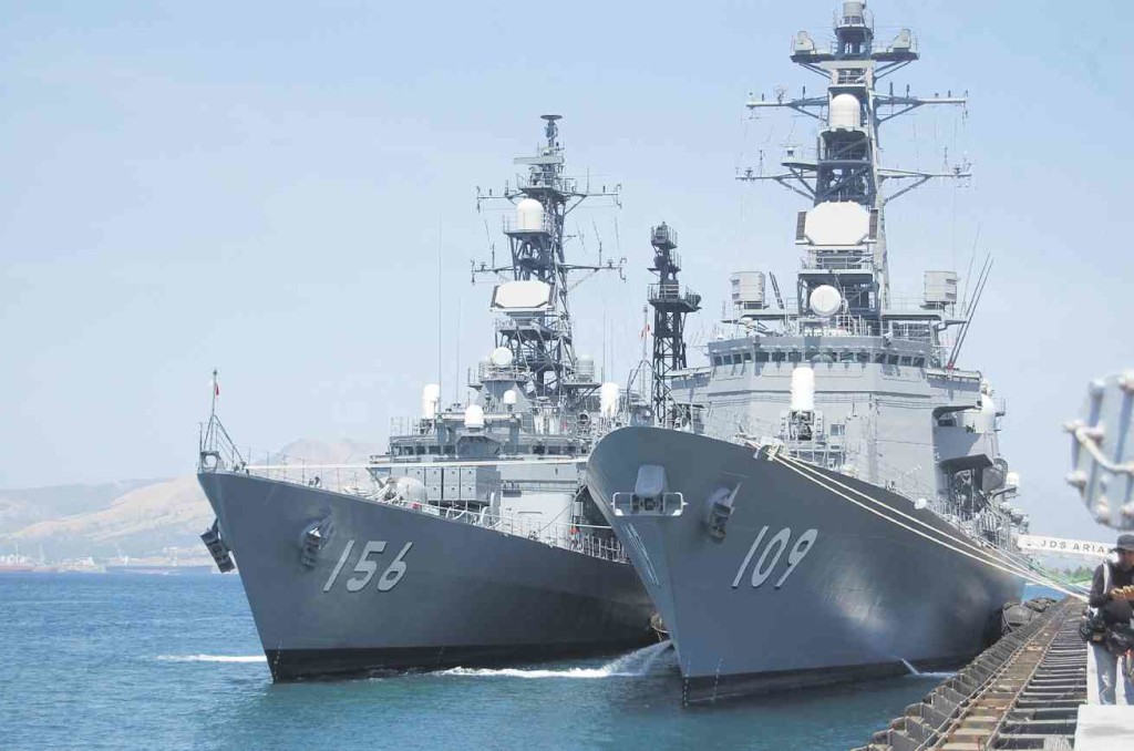 GOODWILL VISIT Two Japanese warships, the JS Ariake and the JS Setogiri, are berthed alongside a submarine, the JS Oyashio, at Alava Pier inside Subic Bay Freeport Zone. The vessels, carrying more than 400 crew, are here for a goodwill visit. ALLAN MACATUNO / INQUIRER CENTRAL LUZON