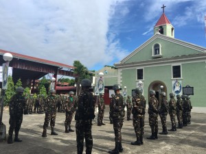Soldiers line path for wreath-laying honors at the historic Baler Church on July 5, 2016. (Photo by Tarra Quismundo, INQUIRER).