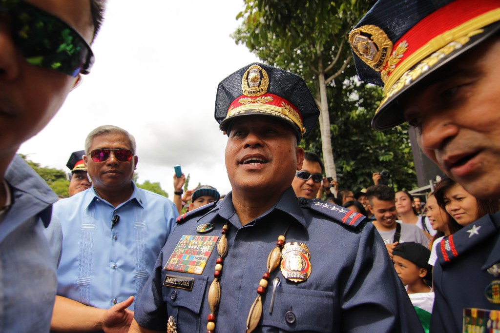 SEPTEMBER 16, 2016 ALBAYANOS give Police Director General Ronald "Bato" Dela Rosa a warm welcome as the chief of the Philippine National Police joined the Police Regional Office V in their celebration of its 115th Police Service Anniversary and launching of "Kasurog Kontra Droga" Regional Alliance as a guest of honor and speaker at Camp General Simeon Ola, Legazpi City.  PHOTO BY GEORGE GIO BRONDIAL/ INQUIRER SOUTHERN LUZON