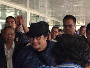 Retired police official Wally Sombero arrives at the Ninoy Aquino International Airport, on Feb. 14, 2017, to testify at the Senate Blue Ribbon Committee about the bribery scandal at the Bureau of Immigration. (PHOTO BY JEANETTE ANDRADE / INQUIRER)