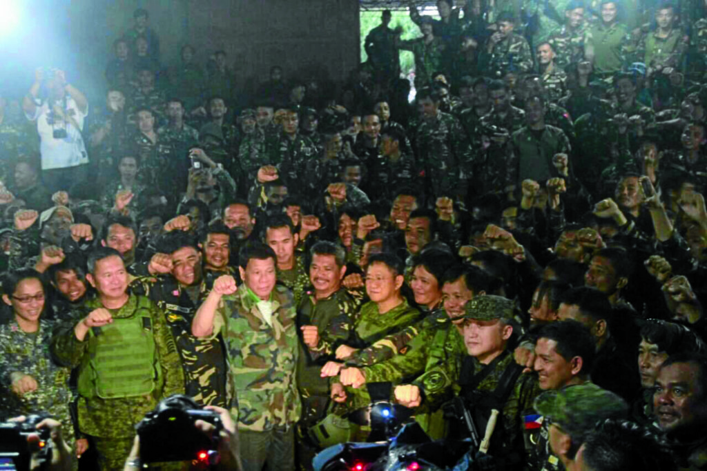 President Rodrigo Duterte visits troops in Marawi City