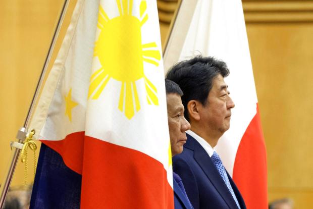 Rodrigo Duterte and Shinzo Abe - 30 October 2017