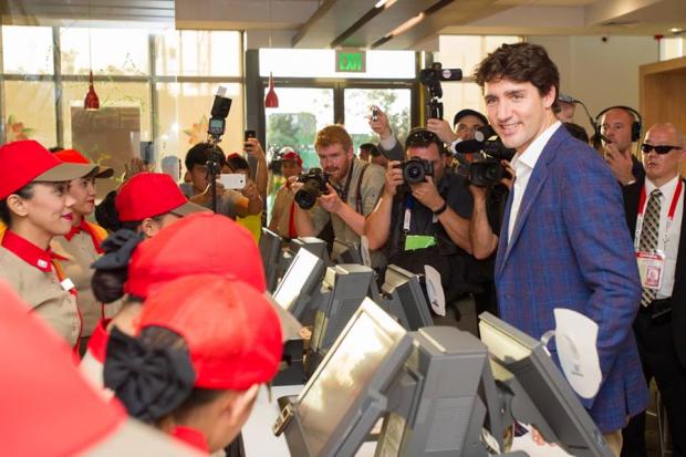 Justin Trudeau at Jolliebee 1