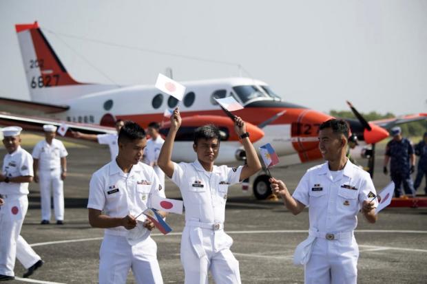 Navy personnel at Beechcraft turnover