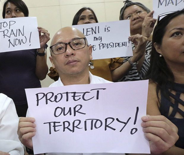 Hilbay urges Senate to probe 2016 fishing deal with China