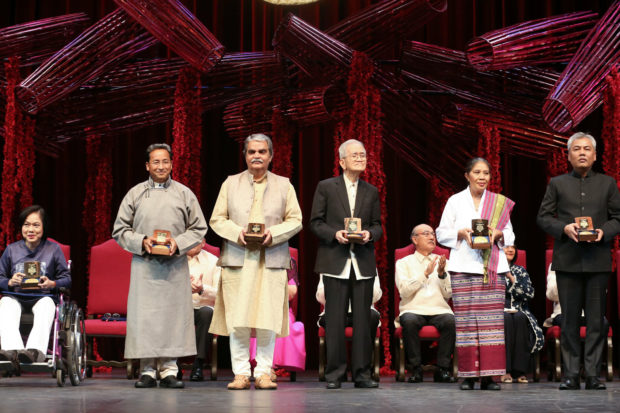 6 Asians Receive Ramon Magsaysay Awards For Accomplishments | Global News