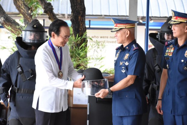 LOOK: PNP gets bomb suits, shields, helmets from Japan