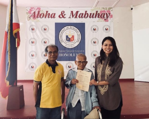 102-year-old Quirino Aglibut Bajet Ilocano grandpa re-acquires Filipino citizen in Honolulu