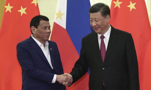Rodrigo Duterte and Xi Jinping
