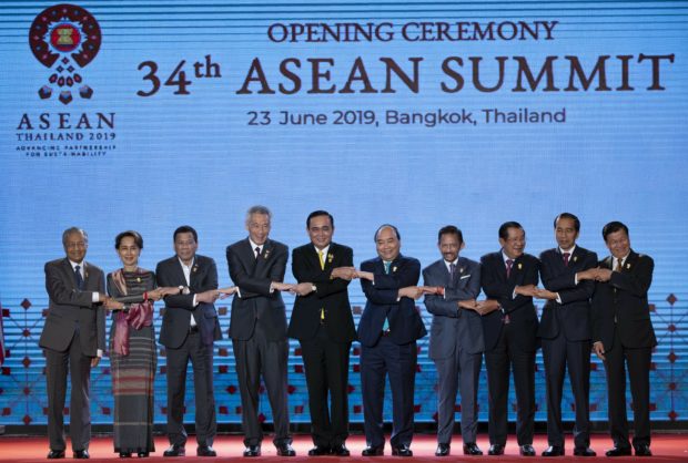 Invest in people to improve economy, Duterte urges Asean