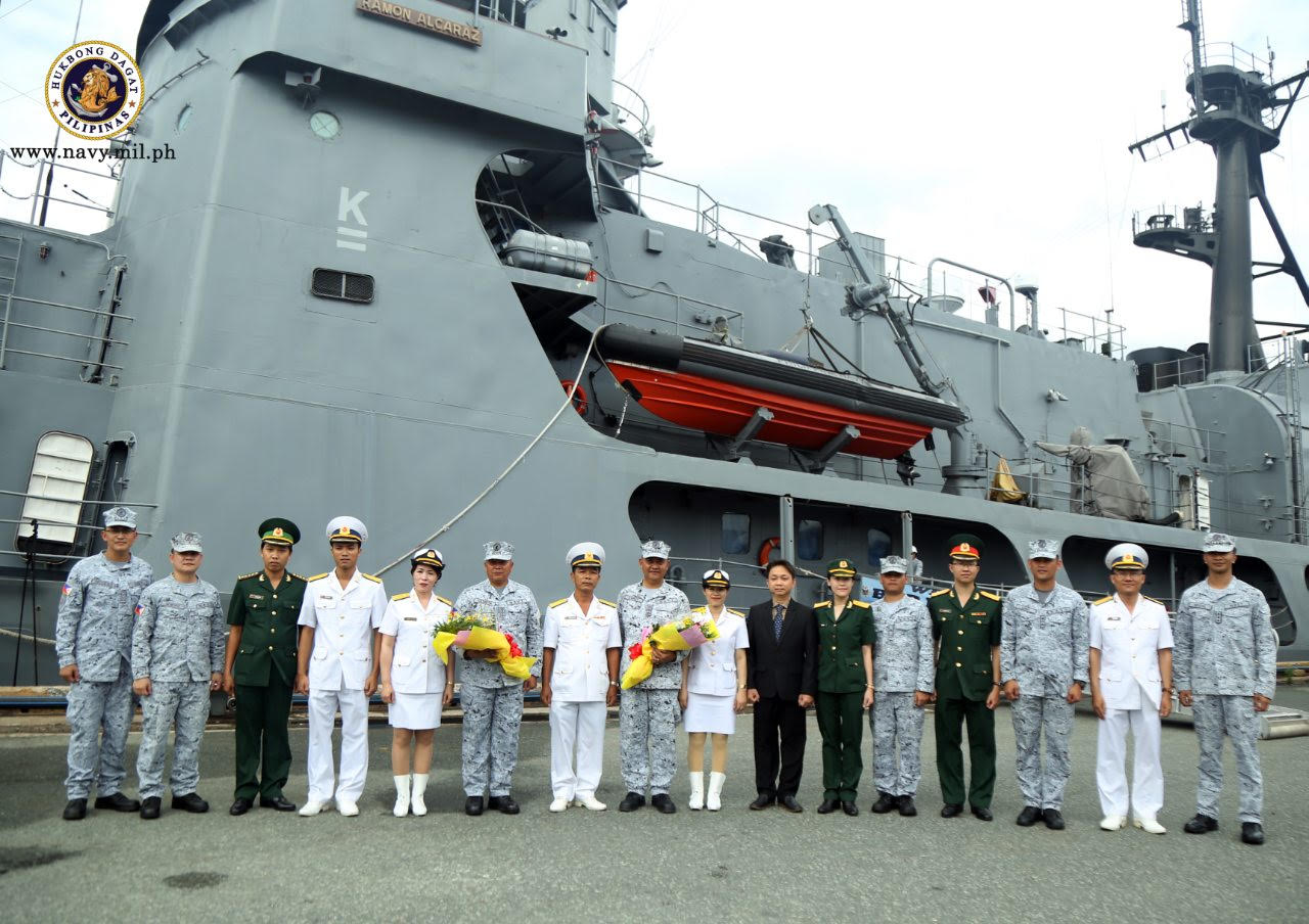 LOOK: Philippine Navy ship docks in Vietnam after Asean-US exercise