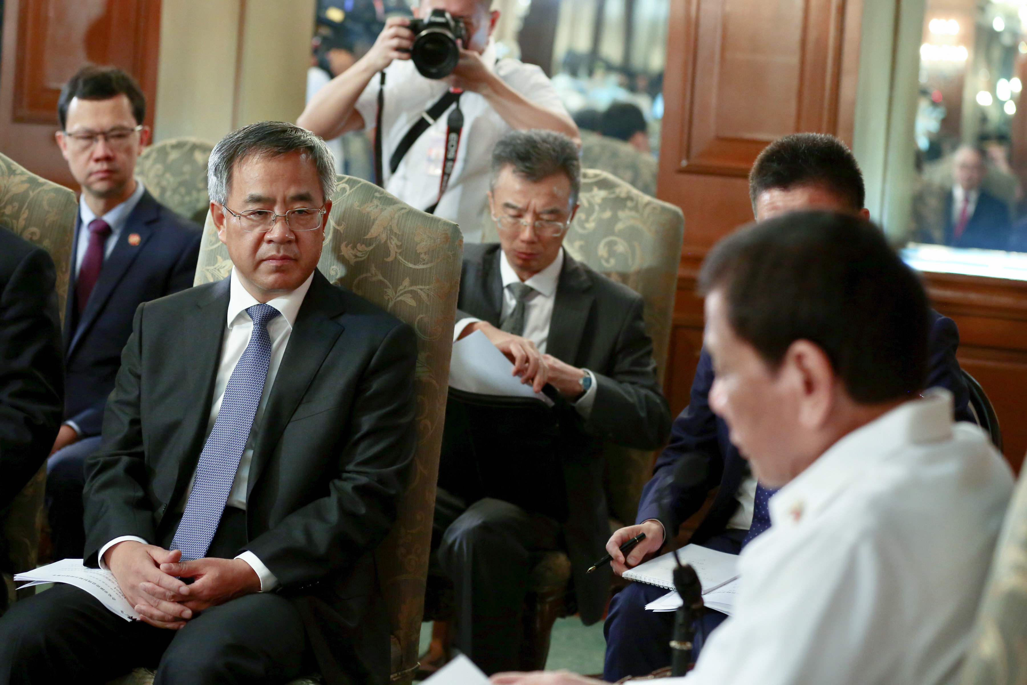 Duterte meets China's Vice Premier Hu in Malacañang