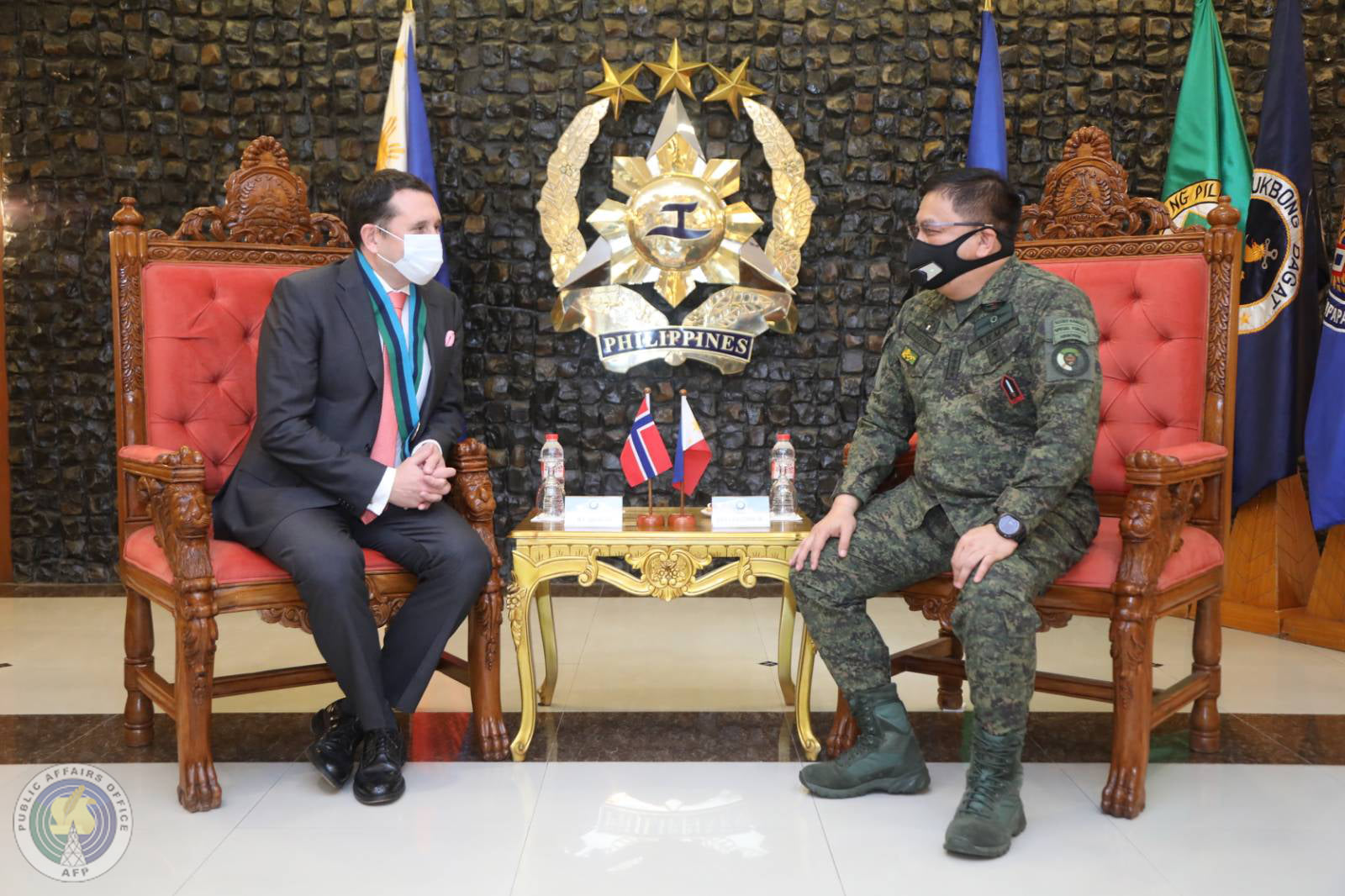 Norway envoy visits PH military chief | Global News
