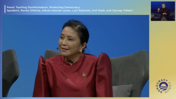 Former Vice President Leni Robredo talks about disinformation in the Philippines at the Obama Foundation’s Democracy Forum on November 27, 2022 (US time). Screenshot from the Obama Foundation’s Facebook video.