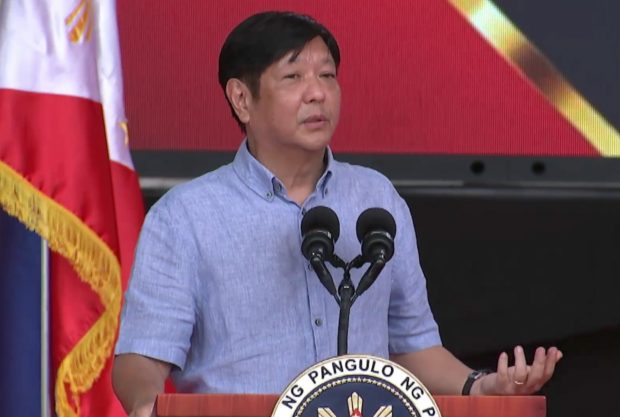 Marcos flies to Switzerland for Davos confab