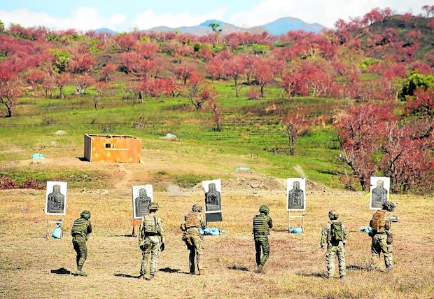 Filipino and American soldiers Salaknib target practice