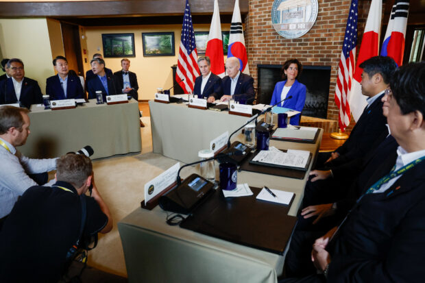 U.S. President Joe Biden, Japan's Prime Minister Fumio Kishida, South Korean President Yoon Suk Yeol and U.S. Secretary of State Antony Blinken attend a trilateral summit at Camp David near Thurmont, Maryland, U.S., August 18, 2023. REUTERS/Evelyn Hockstein
