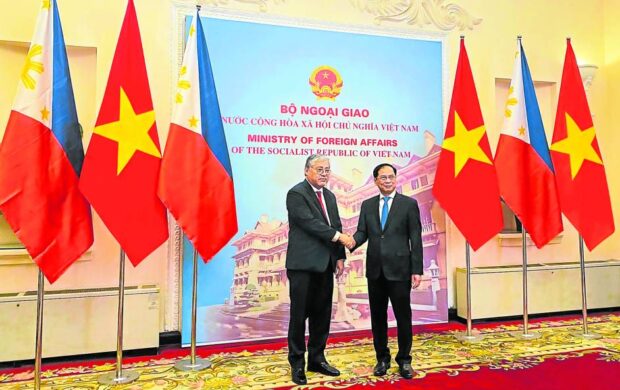 DFA chief cites improved ties with Vietnam