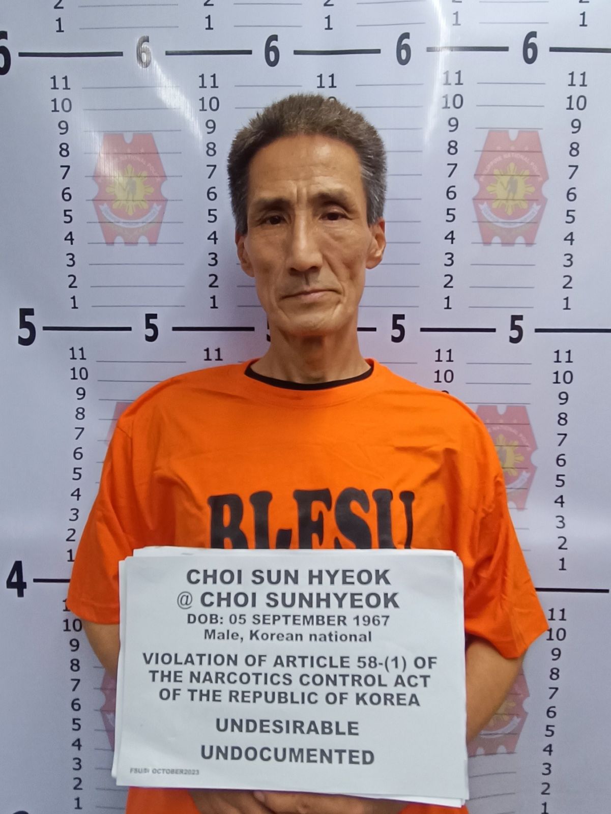 [Choi Sun Hyeok, a South Korean alleged to be a member of a big-time drug syndicate, arrested by the Bureau of Immigration (BI) in Cebu City on Tuesday, October 24, 2023. Photo from BI.)