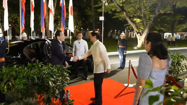 Japanese Prime Minister Fumio Kishida is received by President Ferdinand Marcos Jr. in Malacañan Palace on Friday, November 3, 2023. Photo from RTV Malacañang.