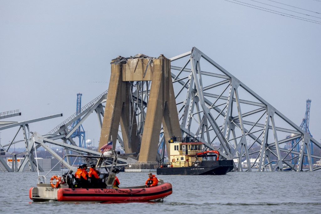 Six presumed dead after ship destroys Baltimore bridge