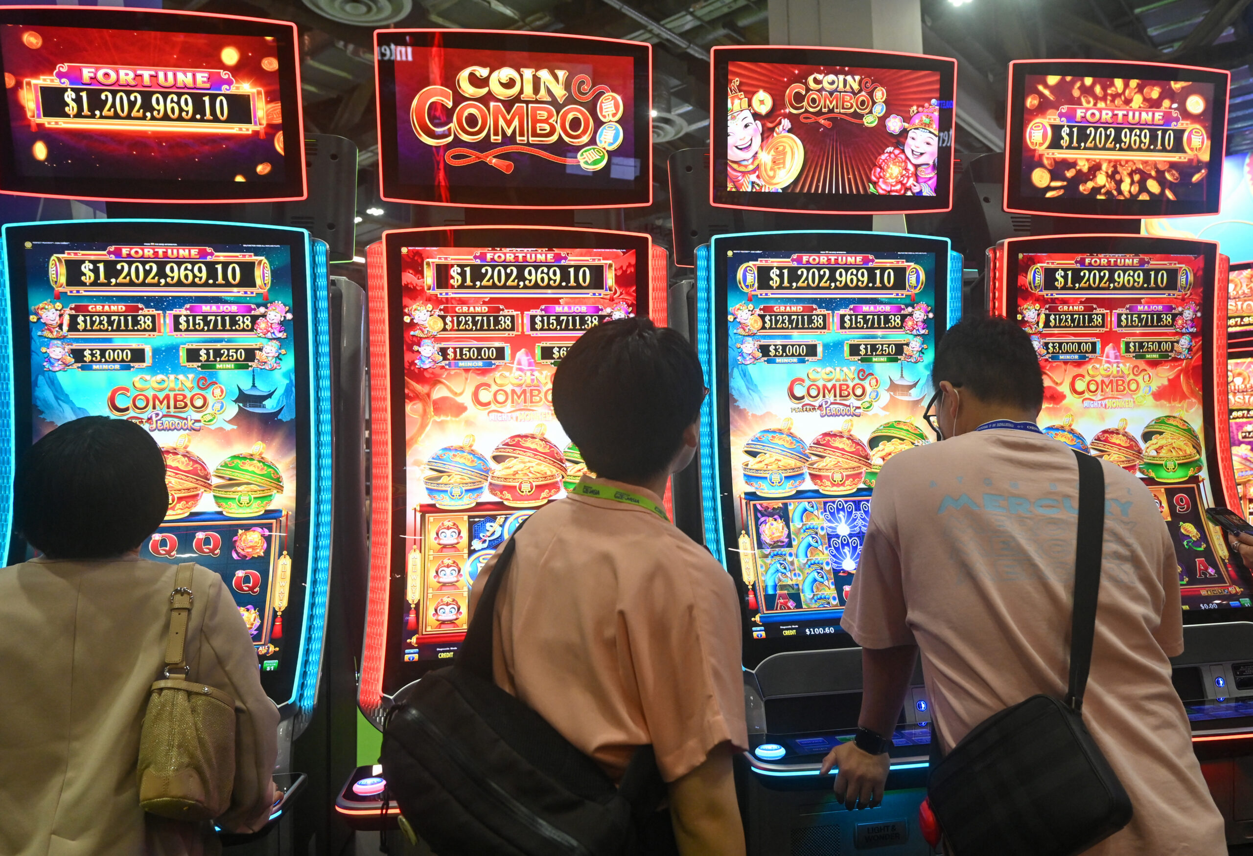 China warns citizens in Singapore to stay away from gambling