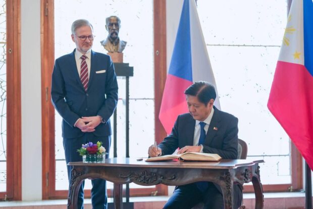 Czech Republic vows to help boost PH's defense capability