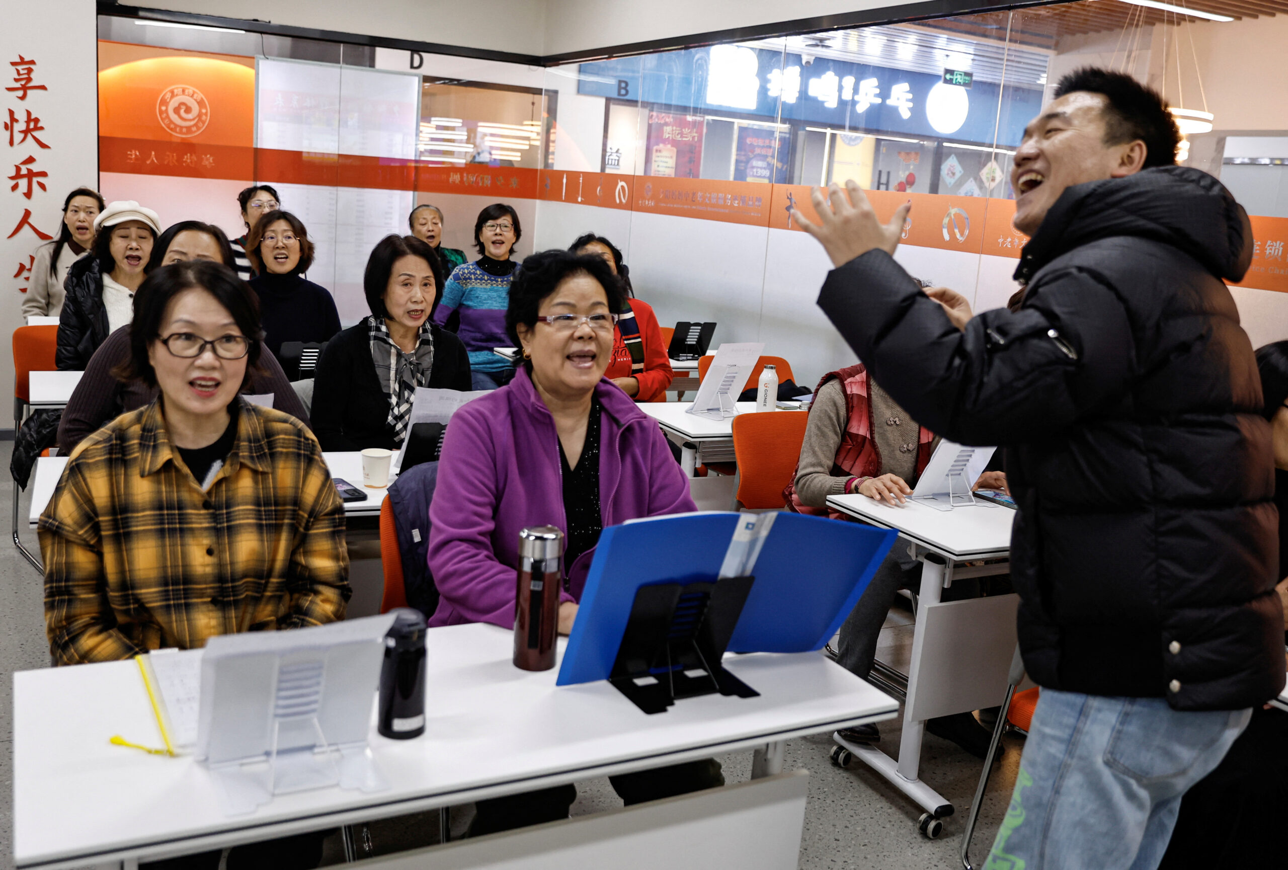 Silver lining: Tutoring the elderly is growing fast in China