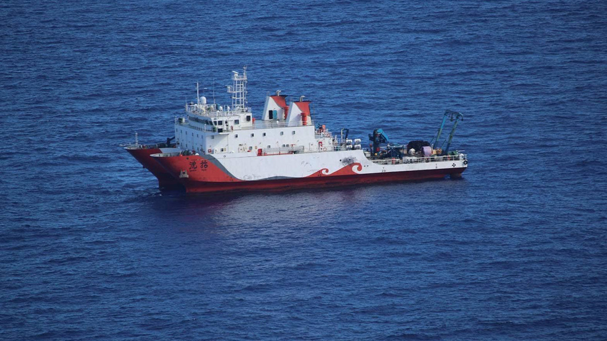 PH moves to intercept Chinese vessel in EEZ