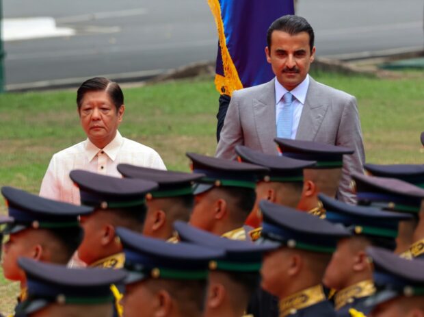 Qatar’s Sheikh Tamim bin Hamad Al Thani with President Ferdinand R. Marcos Jr. during a welcome ceremony at the Kalayaan grounds of Malacañang complex in Manila on Monday, April 22, 2024. | PHOTO: KJ ROSALES/PPA POOL