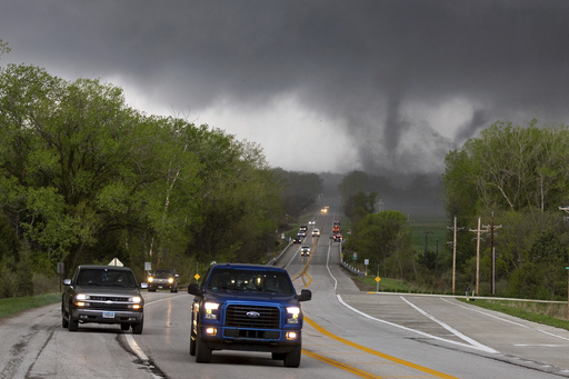 Residents sift through rubble after Nebraska, Iowa tornadoes