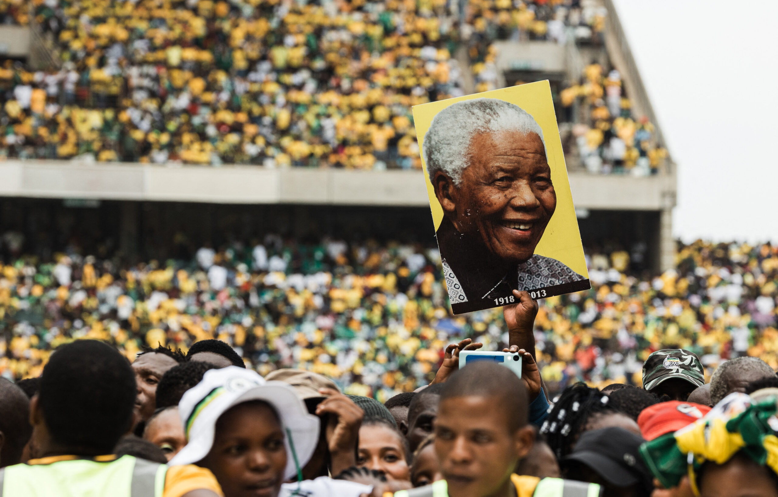 South Africa gears up for close May vote