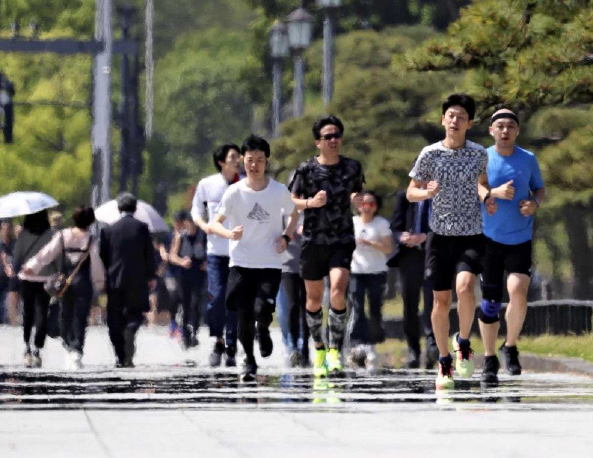 Tokyo hits mid-June temperature of 26.1 C; heat also felt in other areas