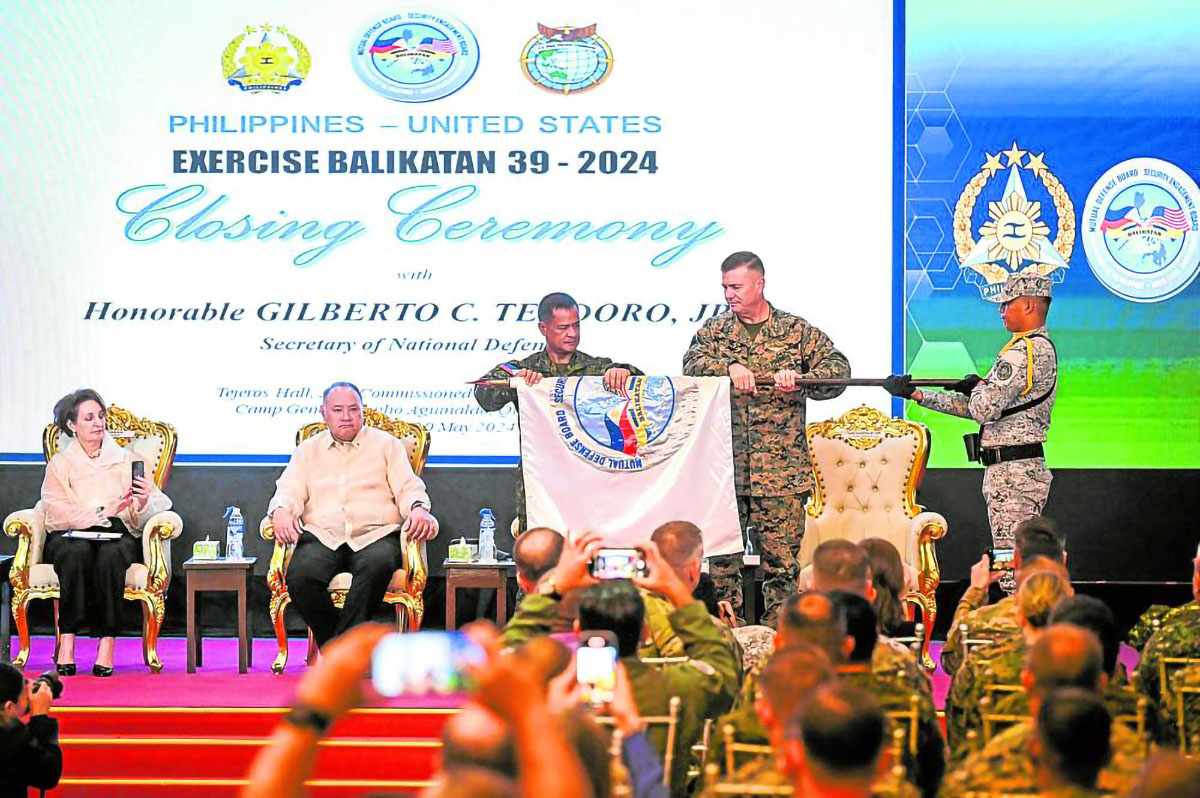 Next year’s ‘Balikatan’ is for ‘full-scale battle’– Teodoro