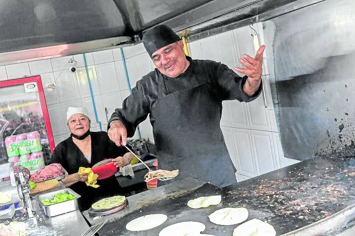 Modest Mexican taco resto wins Michelin star
