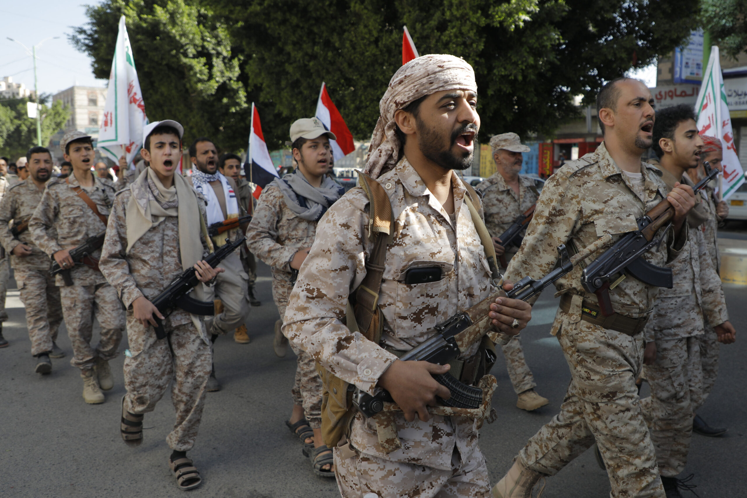 US, Britain strike Houthi rebel targets in Yemen