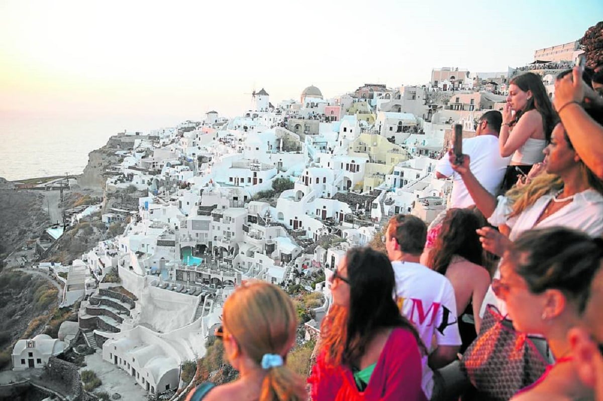 Greece’s ‘Instagram island’ nears saturation point