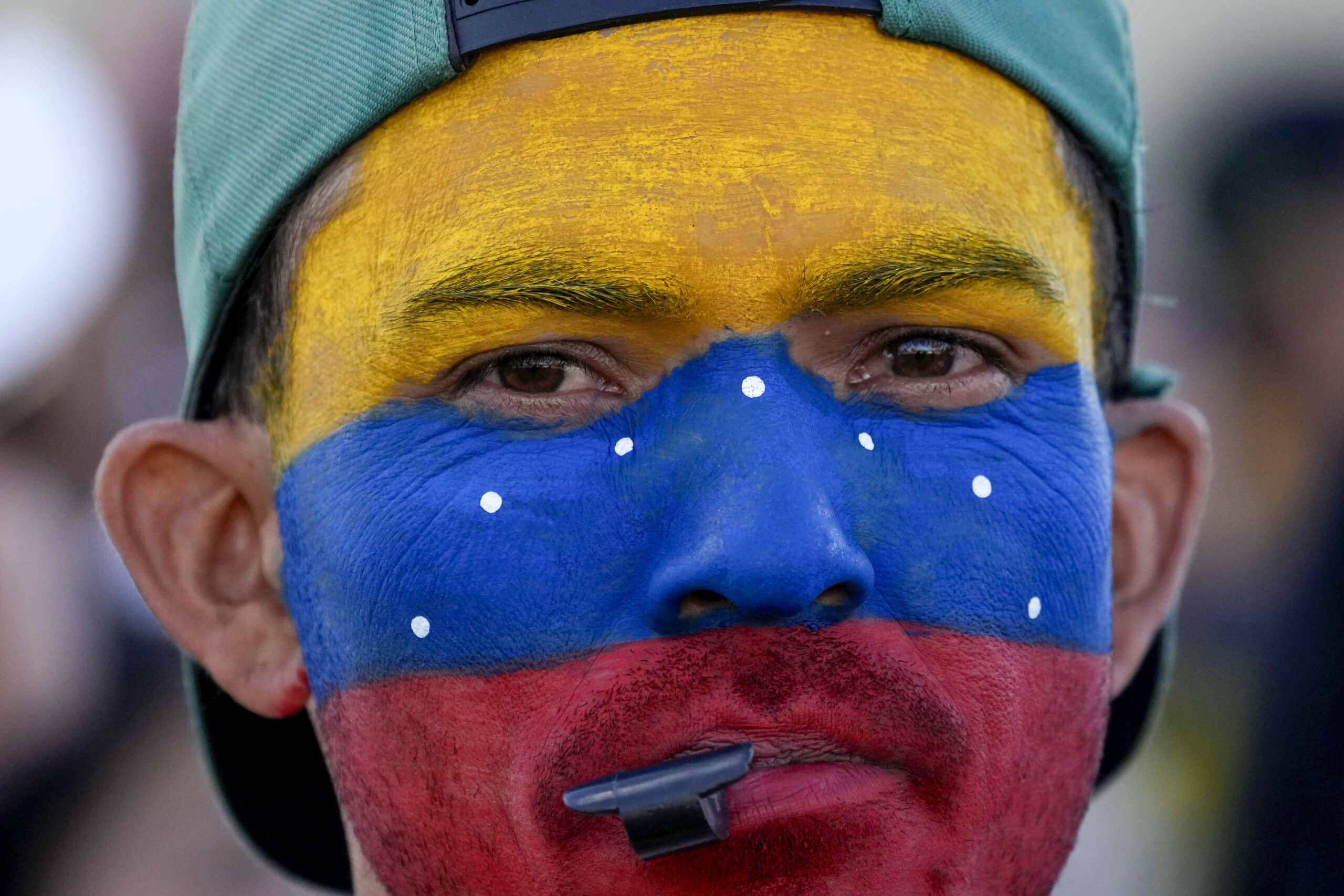 Venezuelans anxiously await results of presidential poll