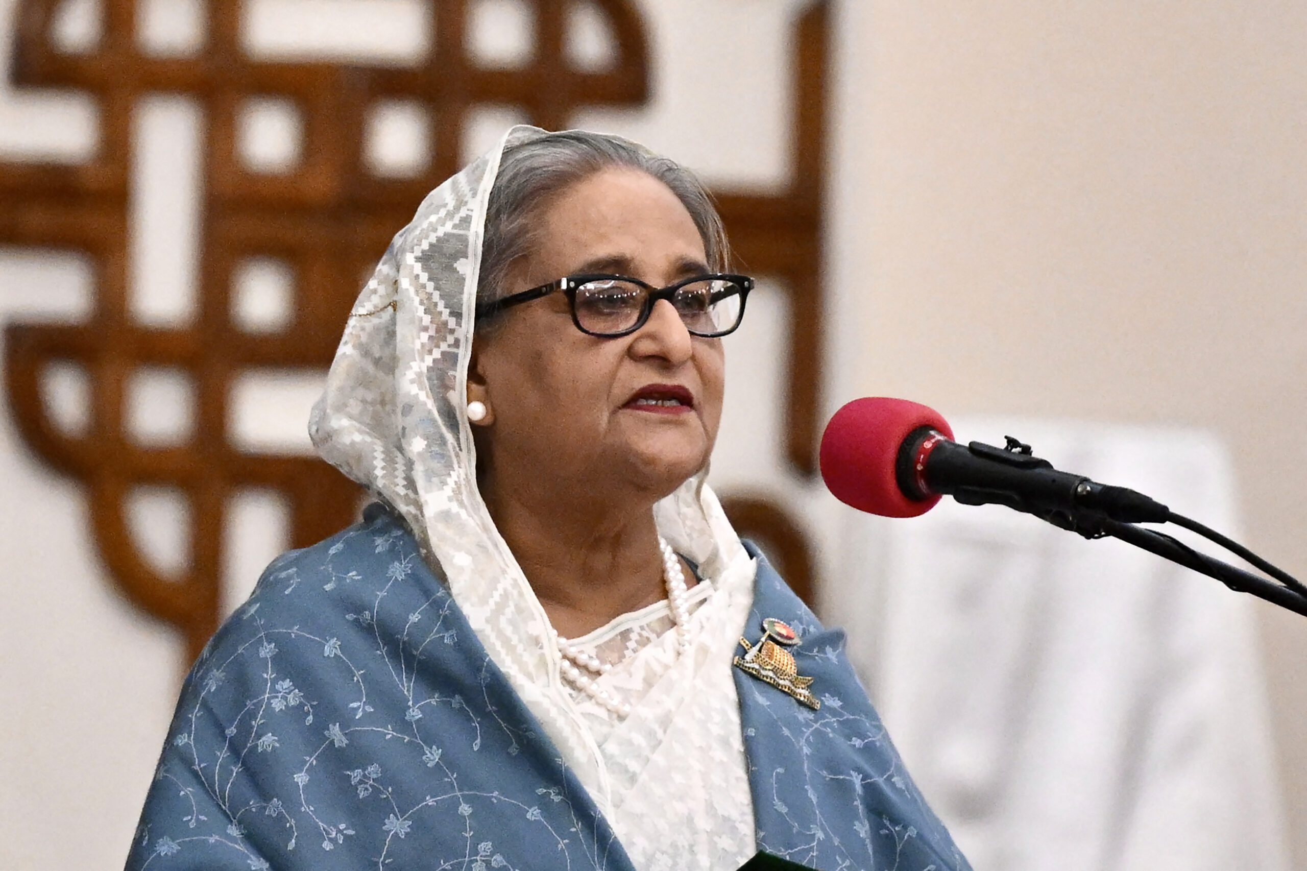 Bangladesh PM's helicopter-flying servant sparks graft probe