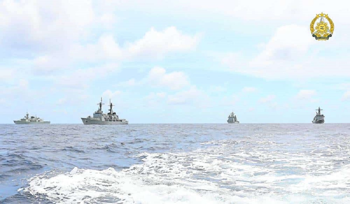 The country’s BRP Jose Rizal frigate and BRP Ramon Alcaraz patrol ship (first and third vessels in left photo) isjoined by naval ships of Canada and the United States