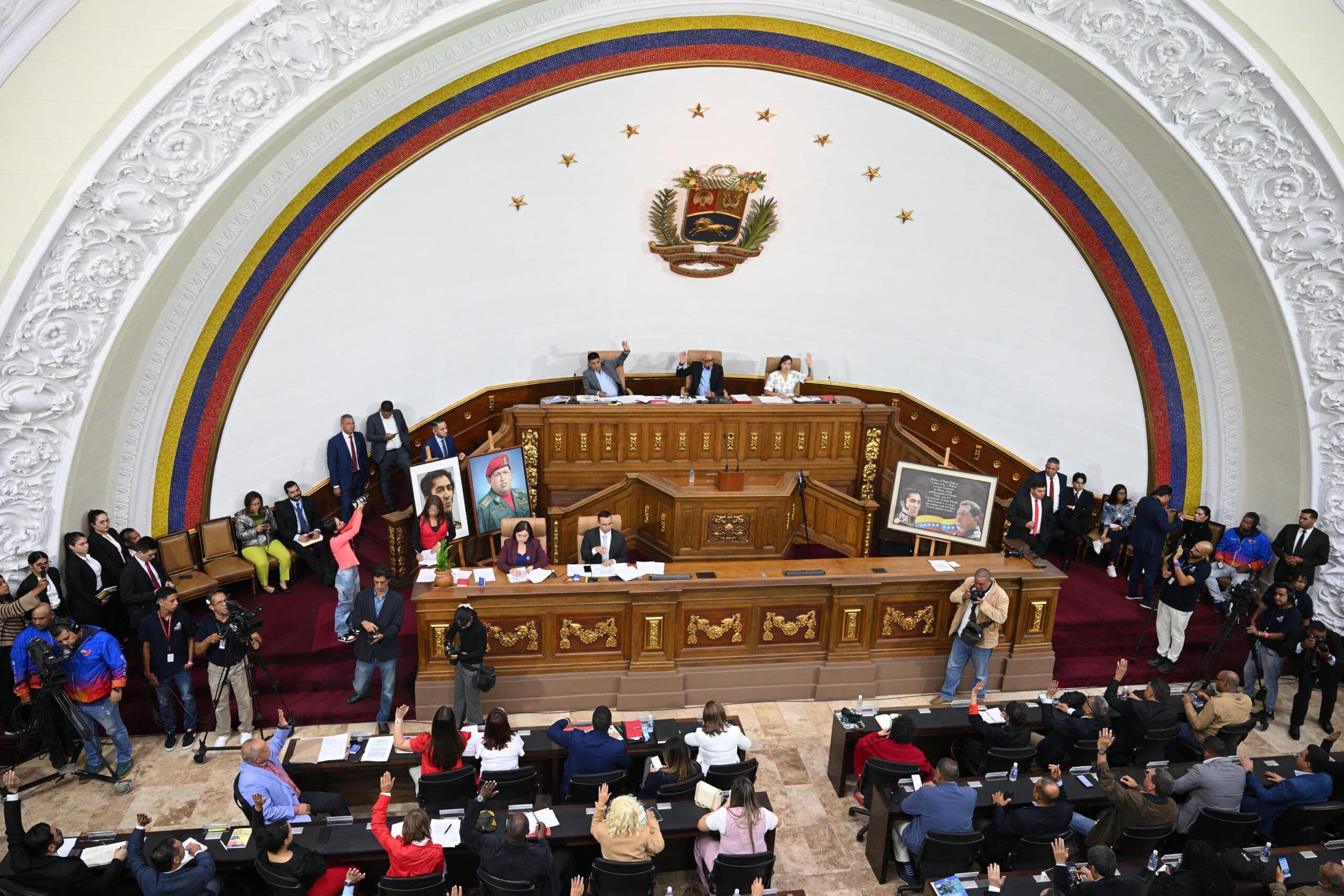 Venezuela mulls laws vs critics as UN laments 'climate of fear'