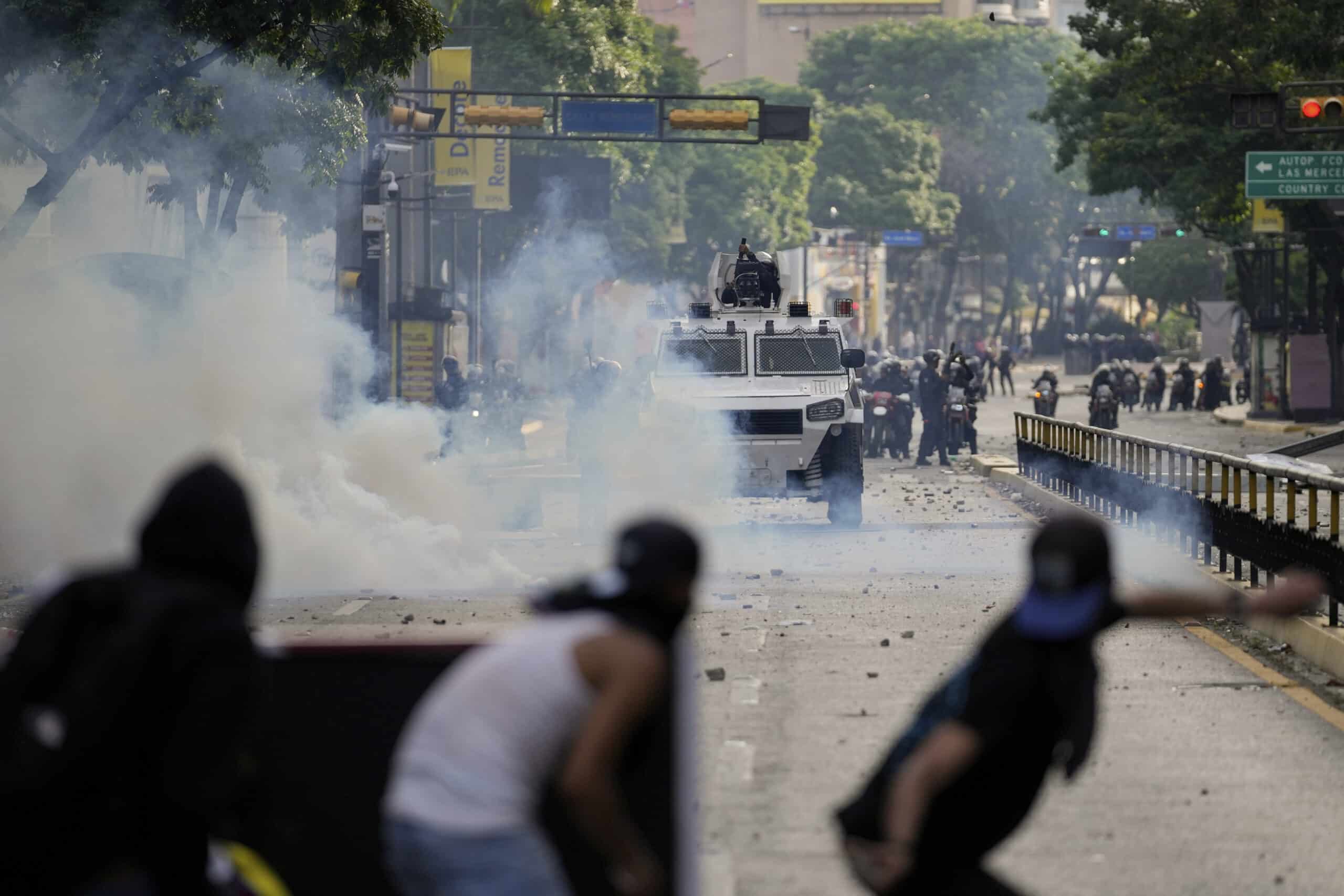 Leaders worldwide express concern over increasing arrests in Venezuela